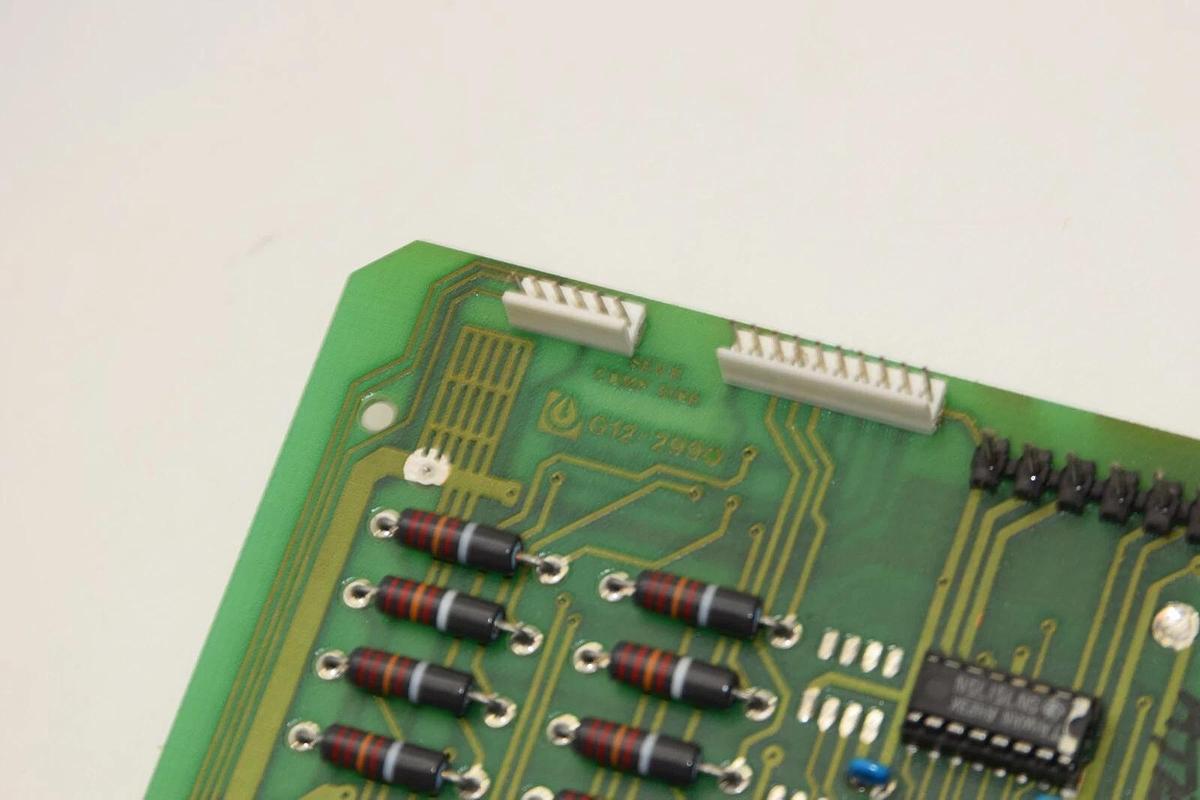 Used EMERSON / LIEBERT G12-2990 G122990 PCB Board