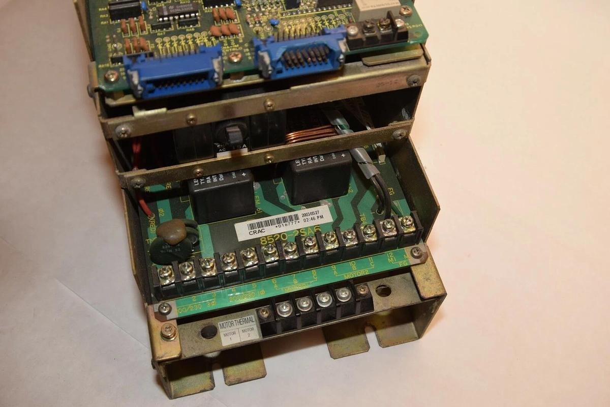 Used ALLEN BRADLEY 8520-AA6 8520AA6 EM862942*1 Series A Servo Drive