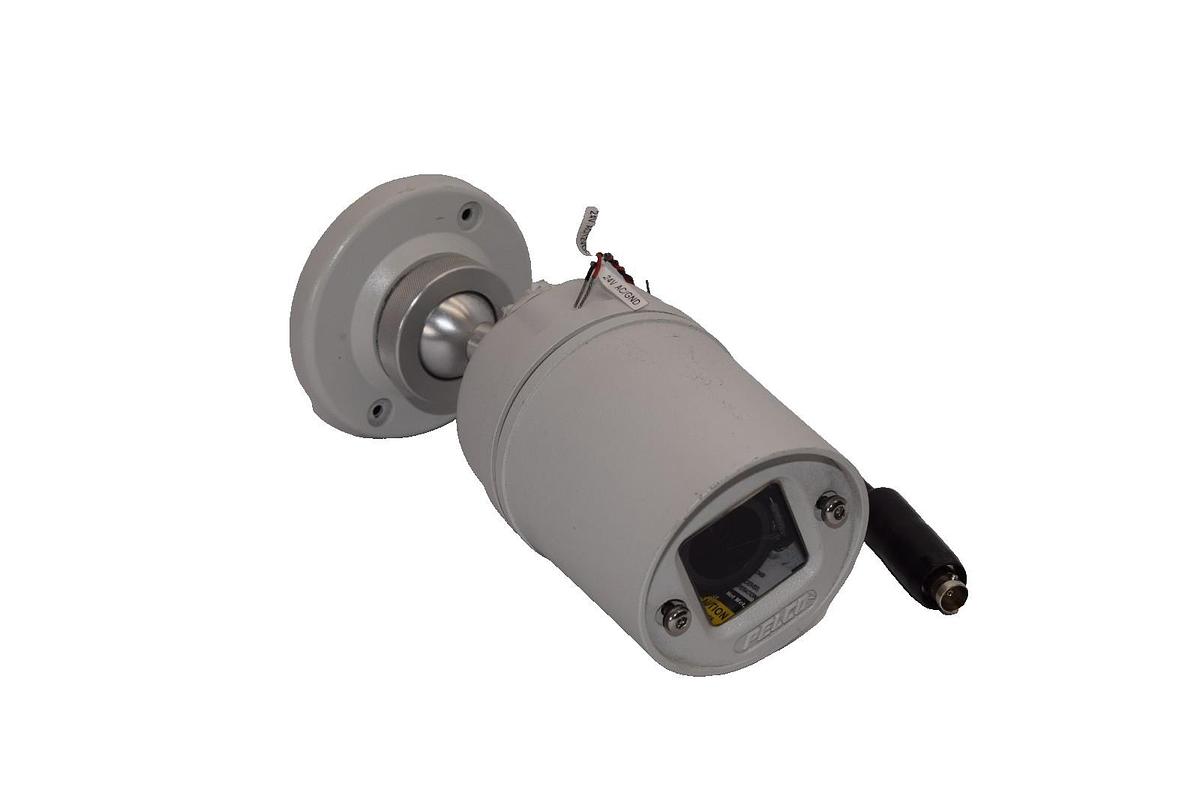 Used Pelco 1S310-CHV9 Security Camera With 3.0-9.5mm High Speed Lens