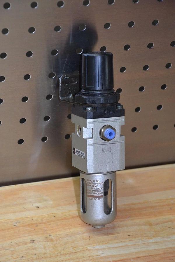 Used SMC NAWD2000-N02-C 0.05-0.85MPa PNEUMATIC FILTER-REGULATOR