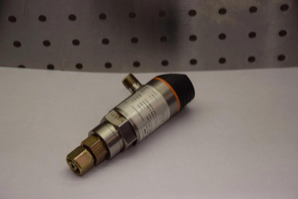 Used IFM Efector Pressure Sensor Unit,  PN5002