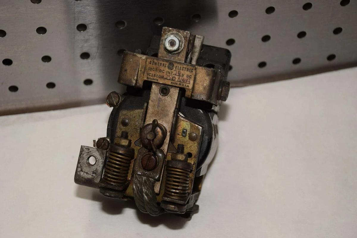 Used GE General Electric DC IC2800M250N4A 24V DC IC2800M 250N4A