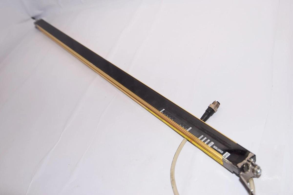 Used Omron F3SJ-A0845P30-L-S Type 4 Safety Light Curtain