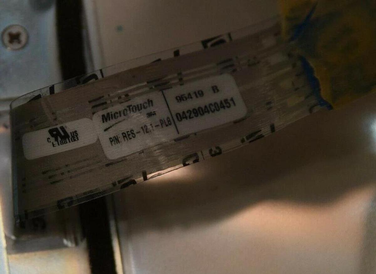 Used Allen Bradley VersaView 1200P touch screen glass RES-12.1-pl8 95419 B for 6181P