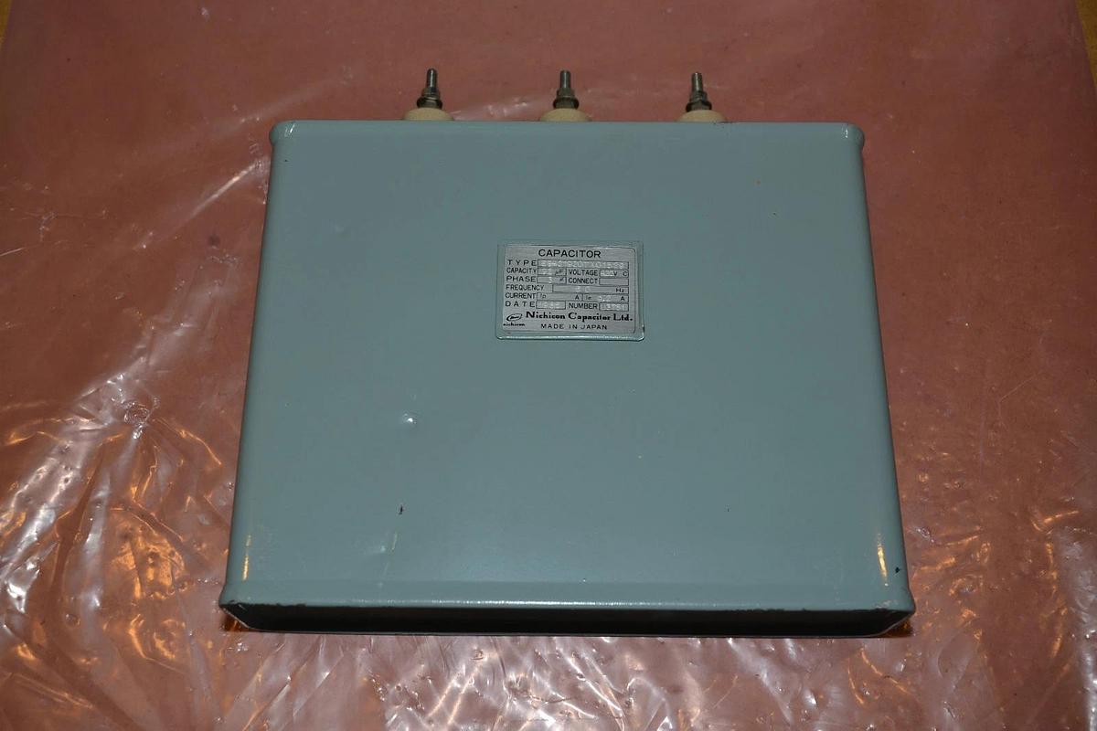 NICHICON CAPACITOR EB421920TX01529 92UF 92 UF 420V 420 V NEW