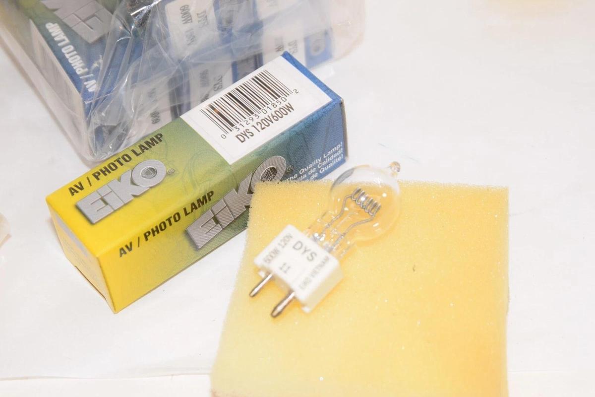 (NEW - Lot of 5) EIKO DYS 600W 120V AV/Photo Lamp