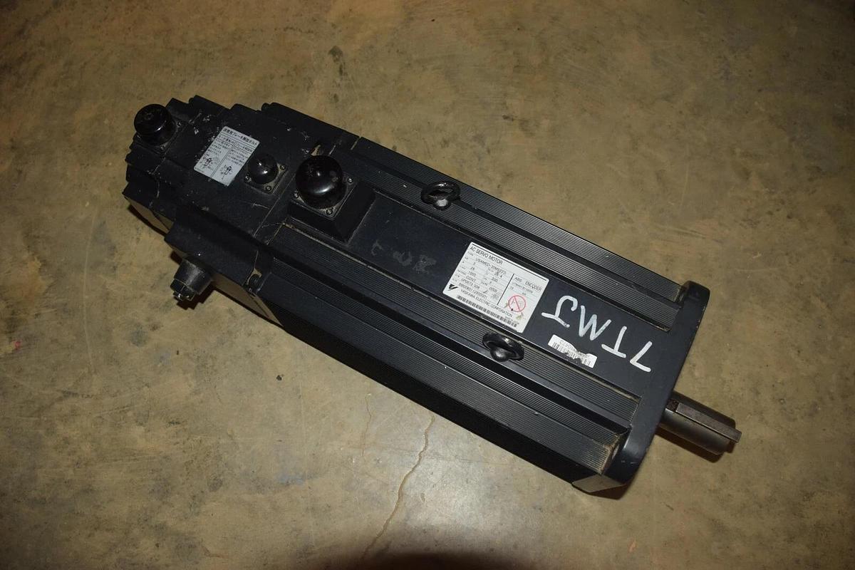 YASKAWA Servo Motor  USAMED-30MS2TD 3kW Encoder UTMAH-B15BSB