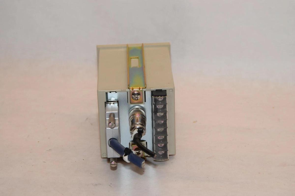 Used ONOSOKKI ONO SOKKI DG-4140 DG4140 Digital Gauge Counter