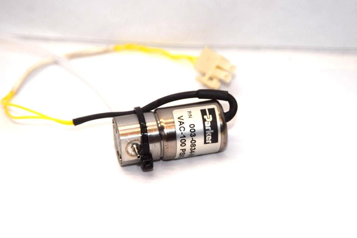 Used PARKER 003-0834-900 Vac-100-PSIG Series 3 Miniature Valve