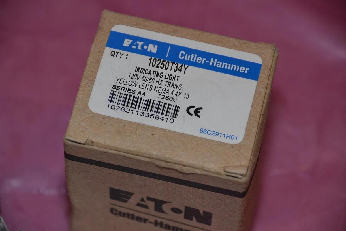 EATON CUTLER-HAMMER INDICATING LIGHT 10250T34Y 120 V 120V SER. A4 NEW
