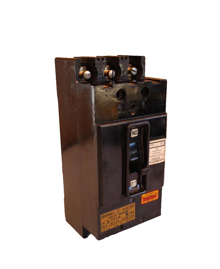 Used Trumbull 100Amp Circuit Breaker 100A ATB32100 125-250VDC 250VAC 3 Pole USA