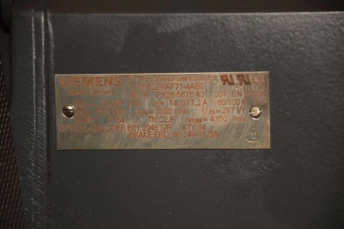 (New) SIEMENS 1FT6102-8AF71-4AB0  27/Nm Brushless Servo Motor