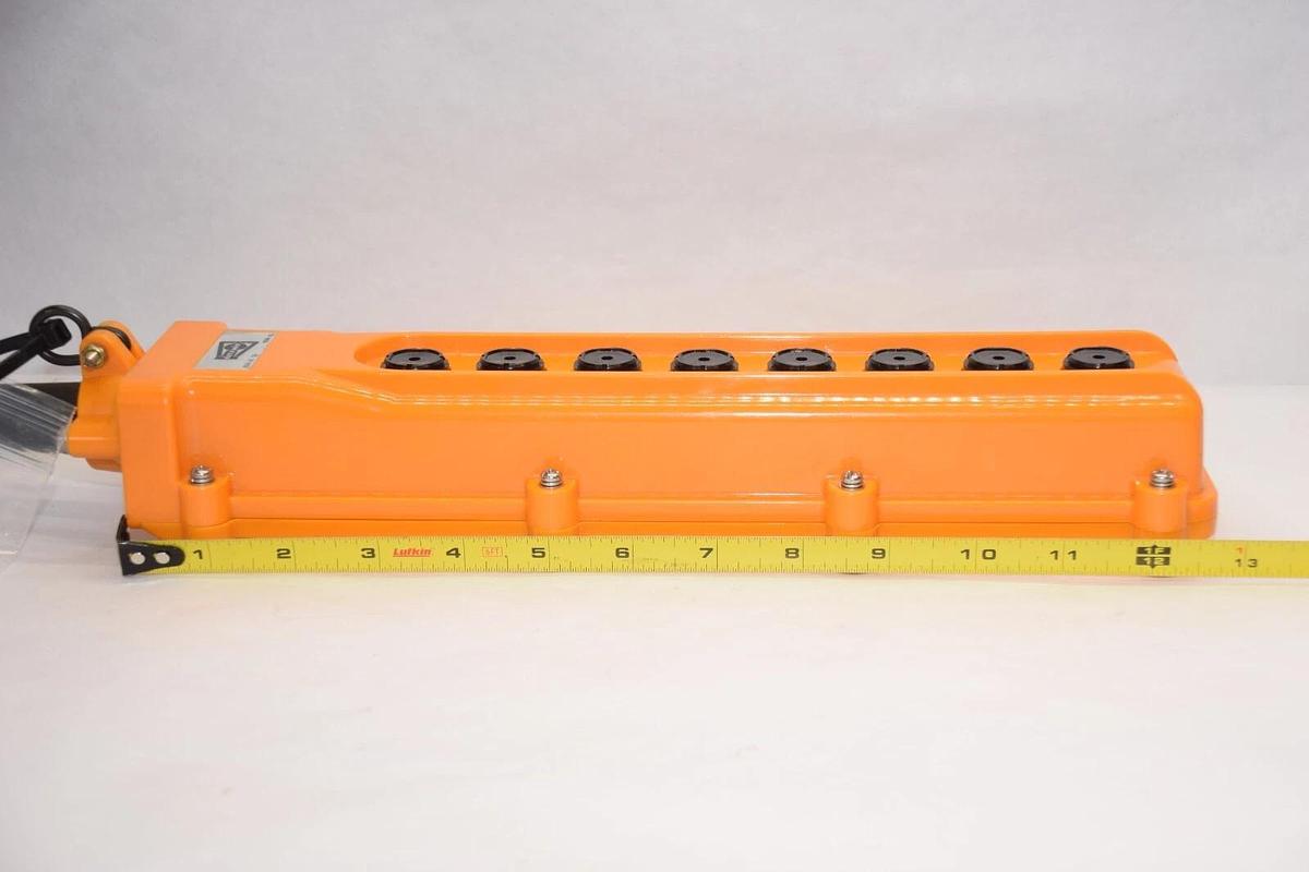 DUCT-O-WIRE Pendant Hoist Control 8-Button Push Button 250Vac 5A  (NEW)