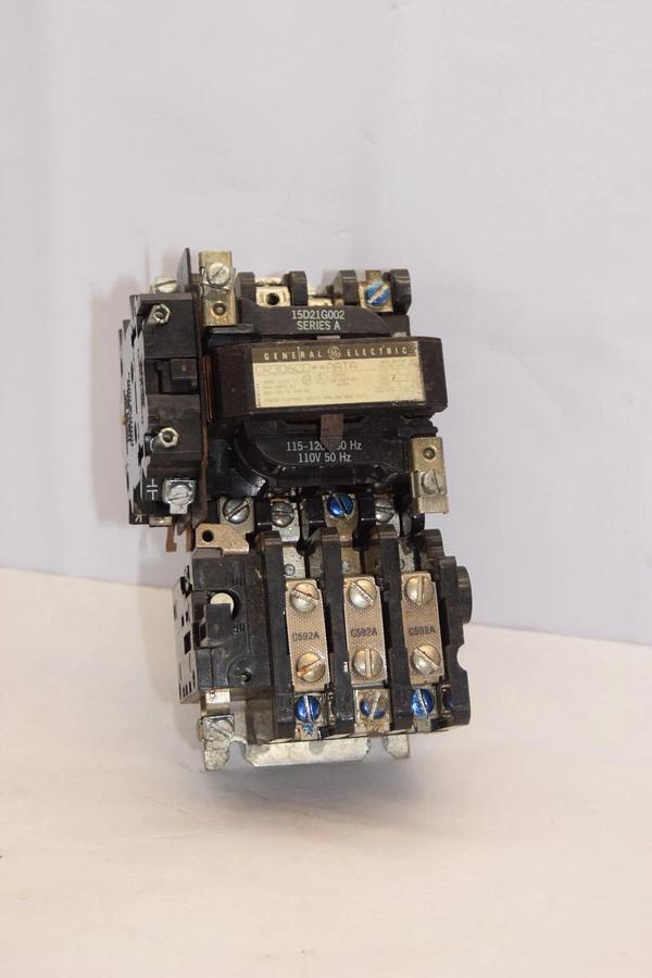 Used GE GENERAL ELECTRIC CR306C0**AATA Size 1 Starter 120V Coil CR324C310F9X Relay