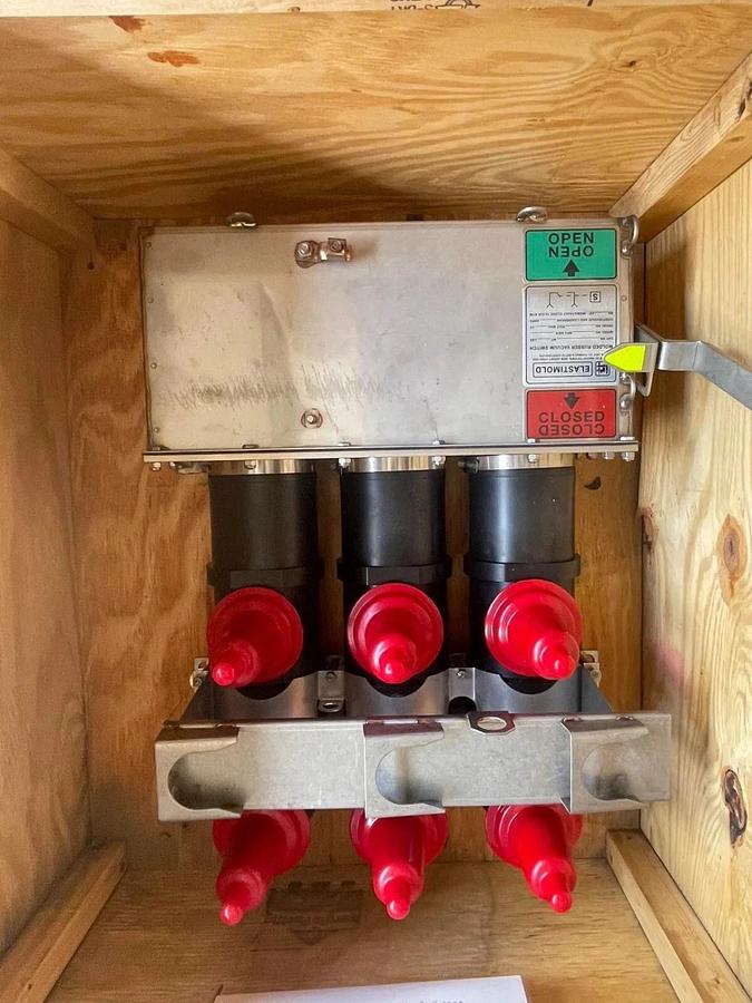 Elastimold Vacuum Switch 15kv MVS3-21-15-66-PS MVS3-21-15-66PS 600A, 600Amp, NEW