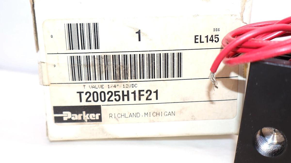 PARKER  Solenoid Valve T20025H1F21 1/4" 12Vdc T-Valve (NEW)