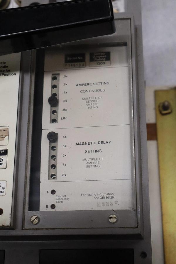 Used GE General Electric Powerbreak Circuit Breaker TPRR4612N V14513 1200 Amp 1200A