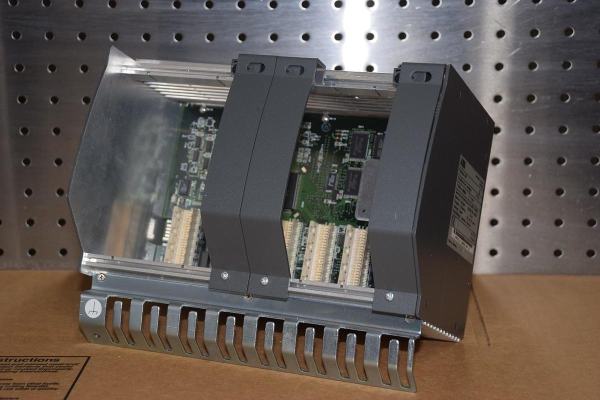 Used ABB FREELANCE 2000 FIELDCONTROLLER MINBOARD P 37261-4-0369528 3726140369528