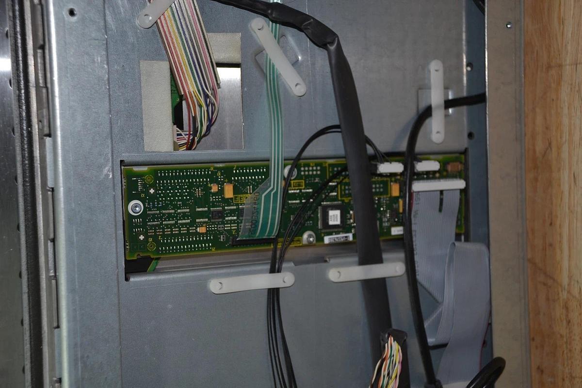 Used SIEMENS SIMATIC TOUCH PANEL 15T 15" Front V412.00.007.602 A5E00324360 06