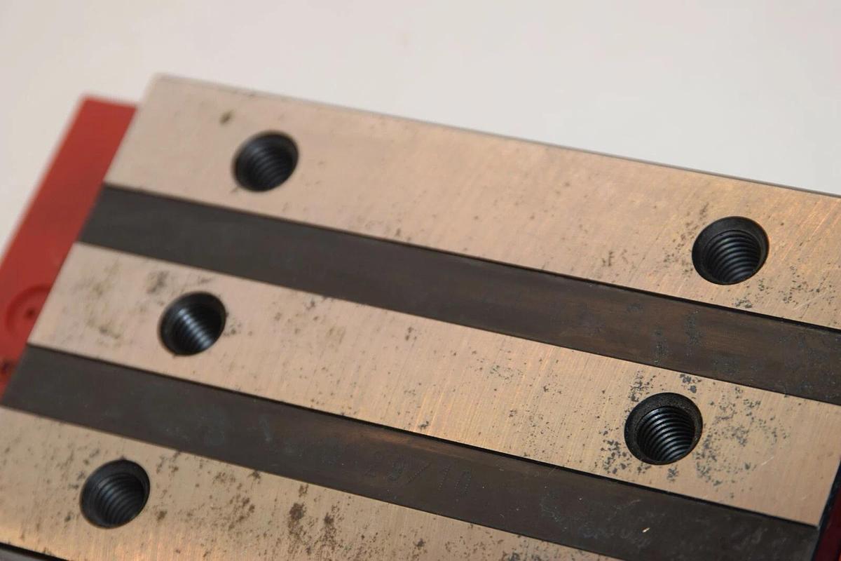 Used SCHNEEBERGER MRD/5 G1-V3 MRD-5 G1-V3 MRD5G1V3 Linear Motion Guide