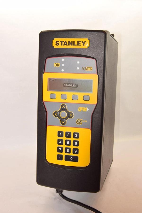 Used STANLEY 21A108722/QA1001-XXX 115/230Vac Controller