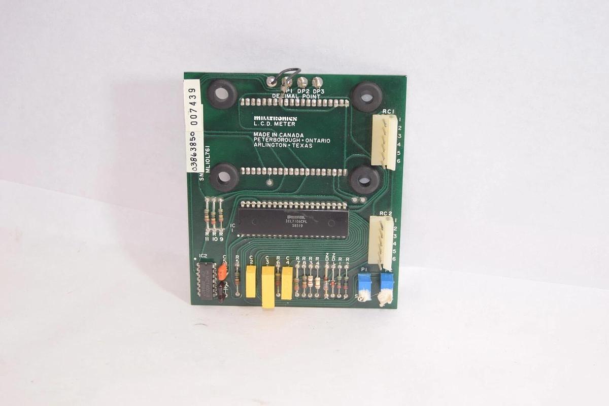 (NEW) MILLTRONICS ML10L761 MLI0L761 , 10D64-5 LCD Meter Display
