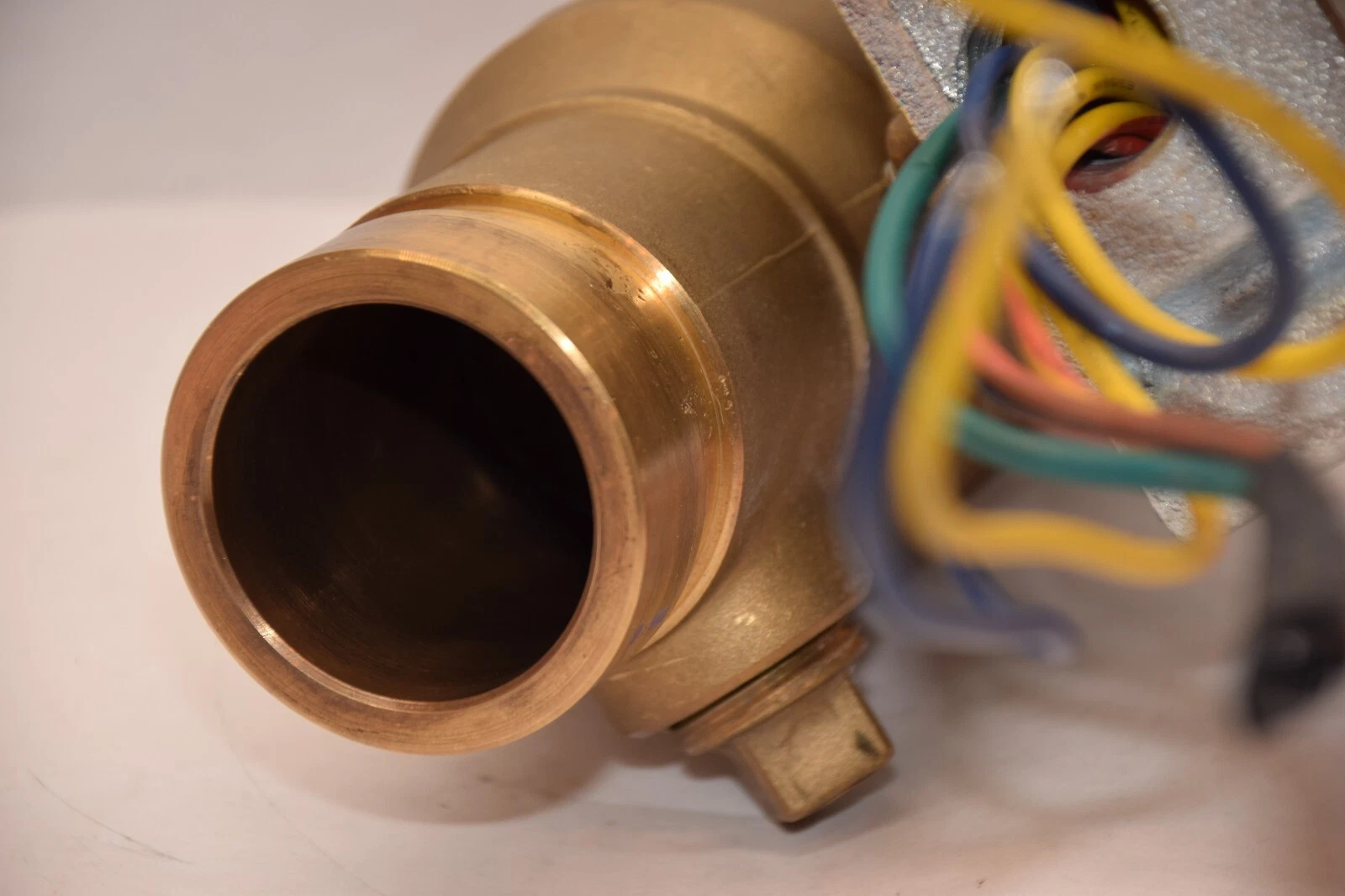 Used VICTAULIC 1-1/2 , 1-1/2/48.3 FireLock Ser. 728 Ball Valve W/ Supervisory Switch