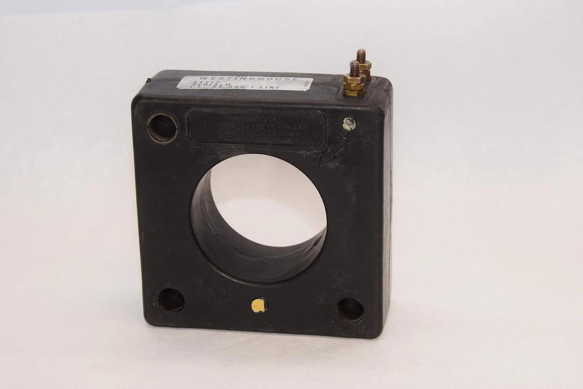 Used WESTINGHOUSE 44-060-1 Ratio 100:5 Current Transformer