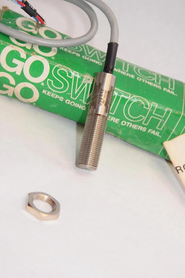 (NEW) GO 713460 88011 Proximity Limit switch
