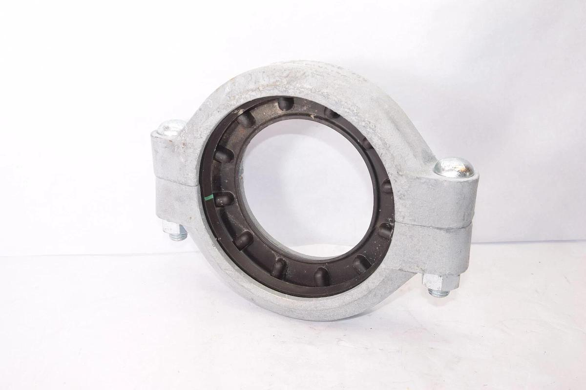 (NEW) VICTAULIC 8" x 6" 750 8x6-750 Reducer Coupling 8" to 6" Adapter