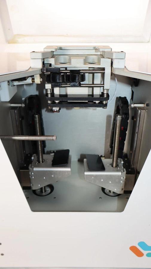 Used Precision Nanosystems Microfluidic Instrument NanoAssemblr BT NA-1.5-76 24Vdc