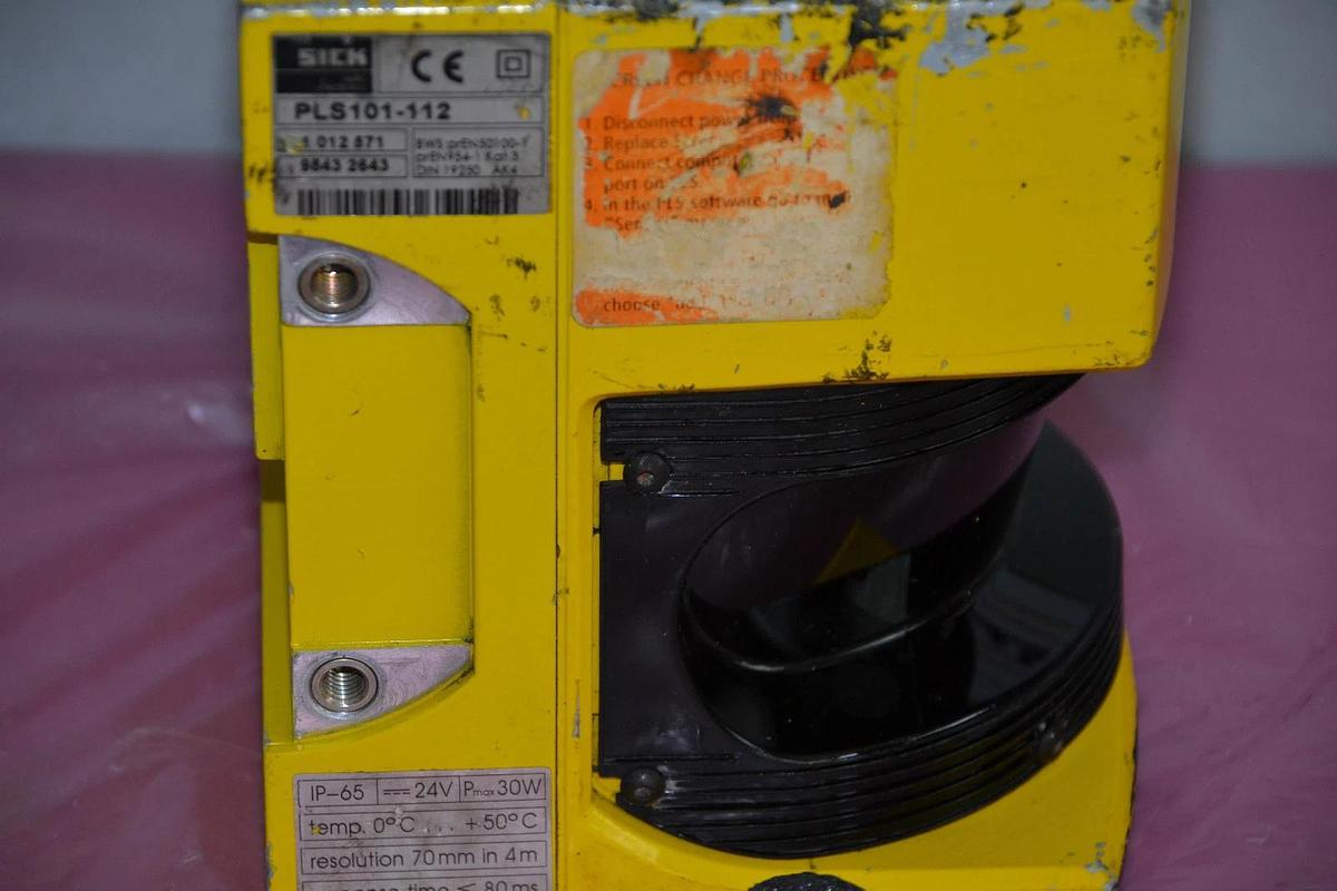 Used SICK PLS101-112 PHOTOELECTRIC LASER SCANNER PLS101112