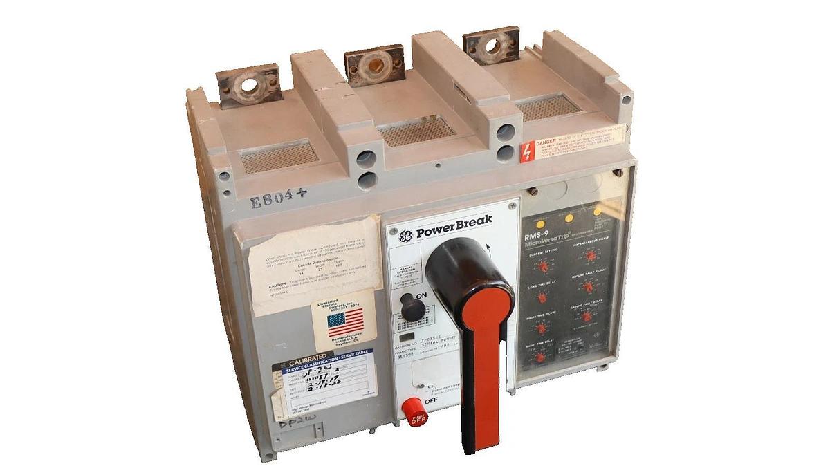 Refurbished GE General Electric Circuit Breaker Power Break 800A Amp TP84SSZ TR4S250