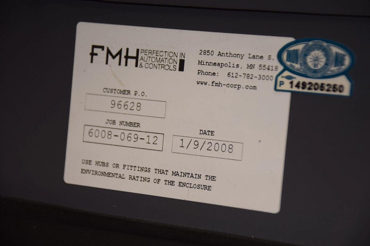 Used Graco Easykey 255767 Display Keypad Operator Interface in Wiegmann Enclosure