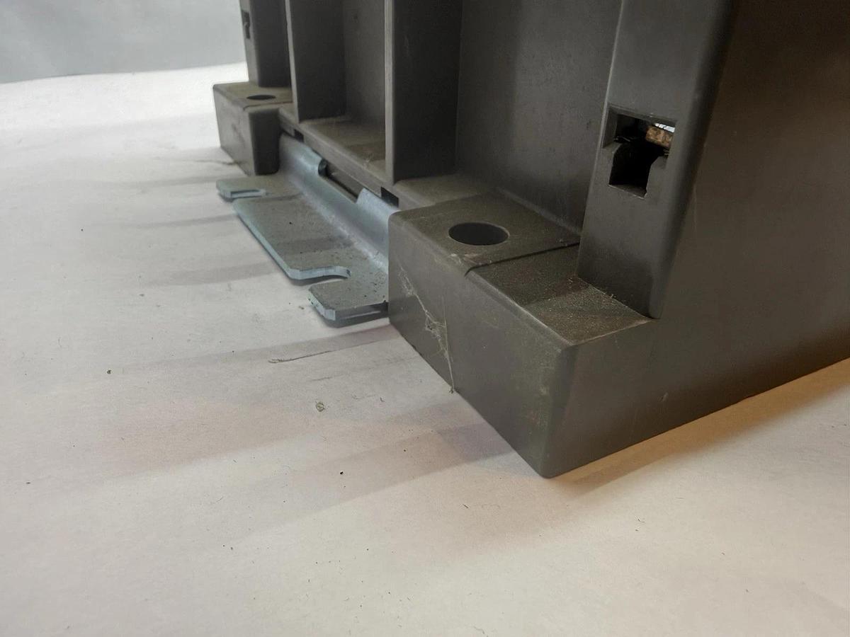 Siemens 3TF6944-0C Contactor,  500HP, 820Amp, 600VAC, 3-Pole, 120VAC Coil 820A