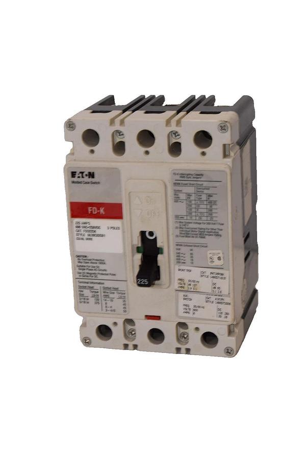 Used Eaton FD3225K Circuit Breaker 225A 225 Amp 3P 600V FD-K w/ shunt trip SNT1RP08K