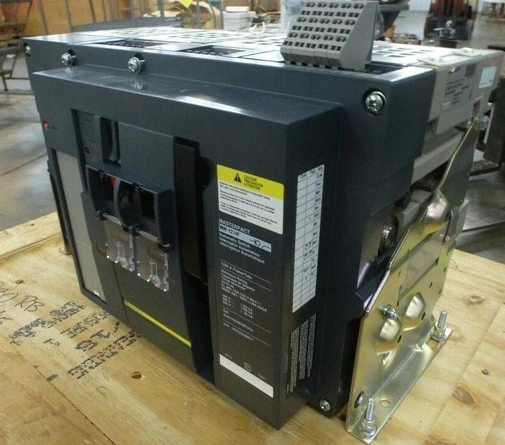 (New) Square D Masterpact 1200A NW12HF  BL3CCVSSX9CFBFXXCA , BL3CCBSSX9CFBFXXCA