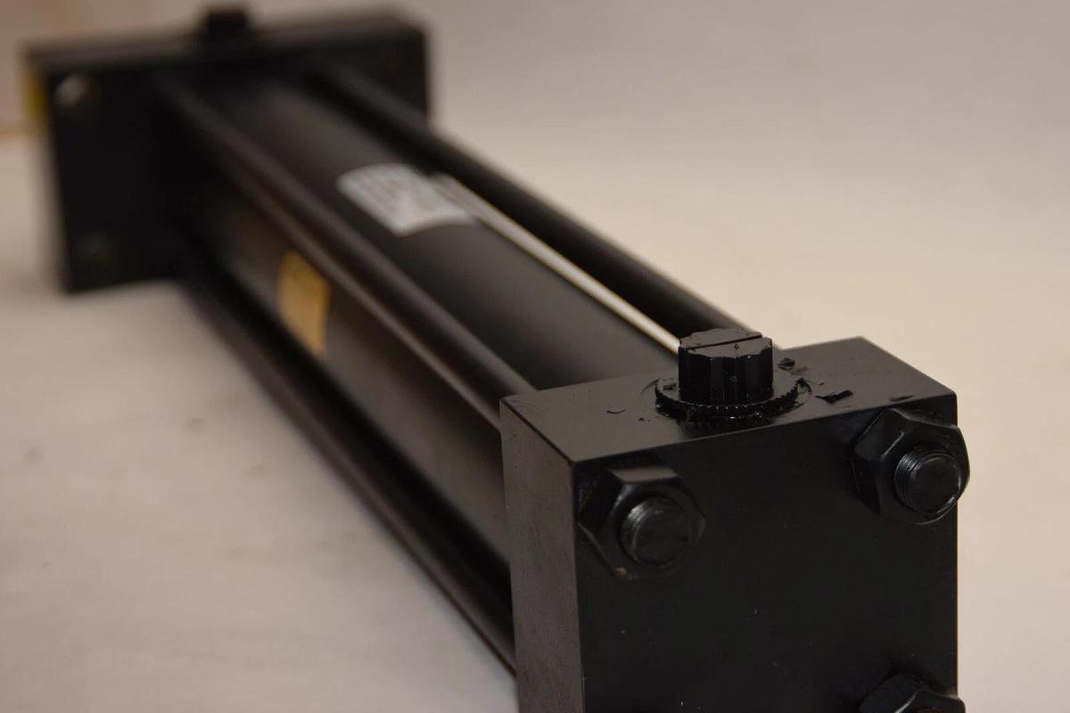 (NEW) PARKER HMI  50CJJHMIRBS33MC 330.0M 1100 210 Bar USA Pneumatic Cylinder