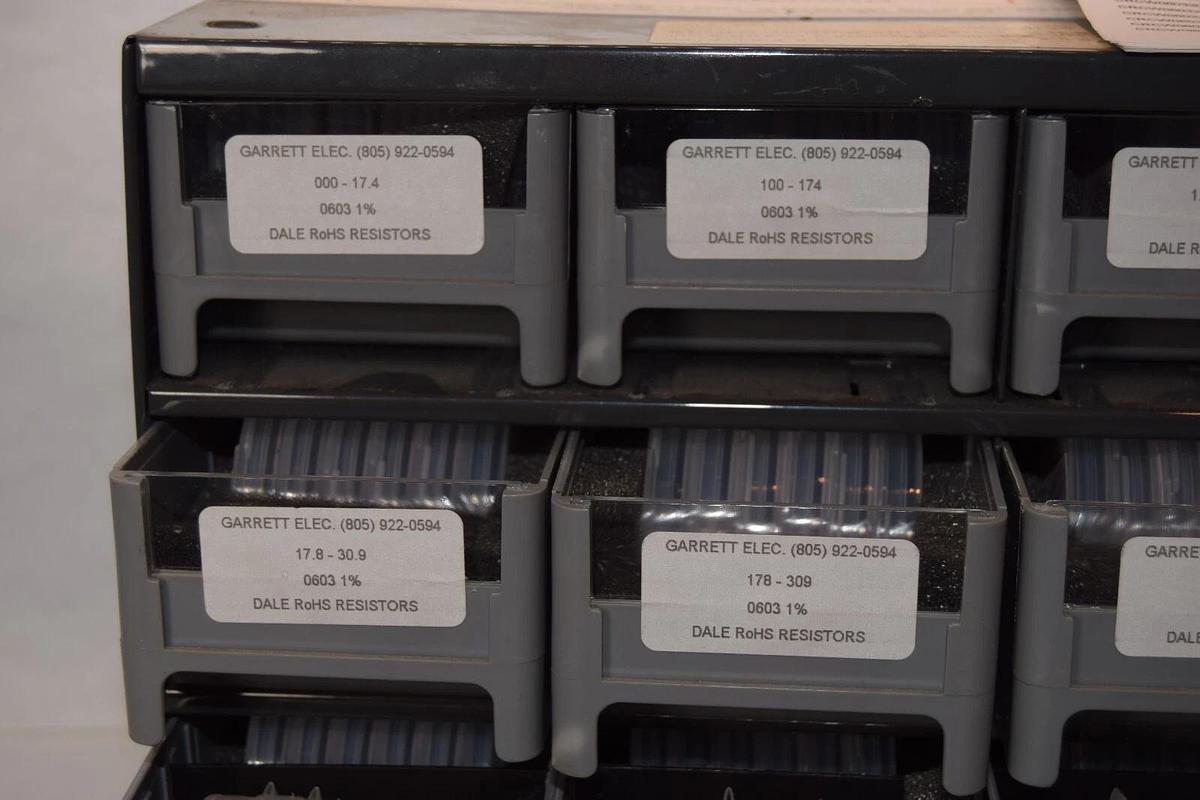 Lot 20 Drawer GARRETT VISHAY DALE CRCW0603 0603 SM Suface Mount 1% Resistor Kit
