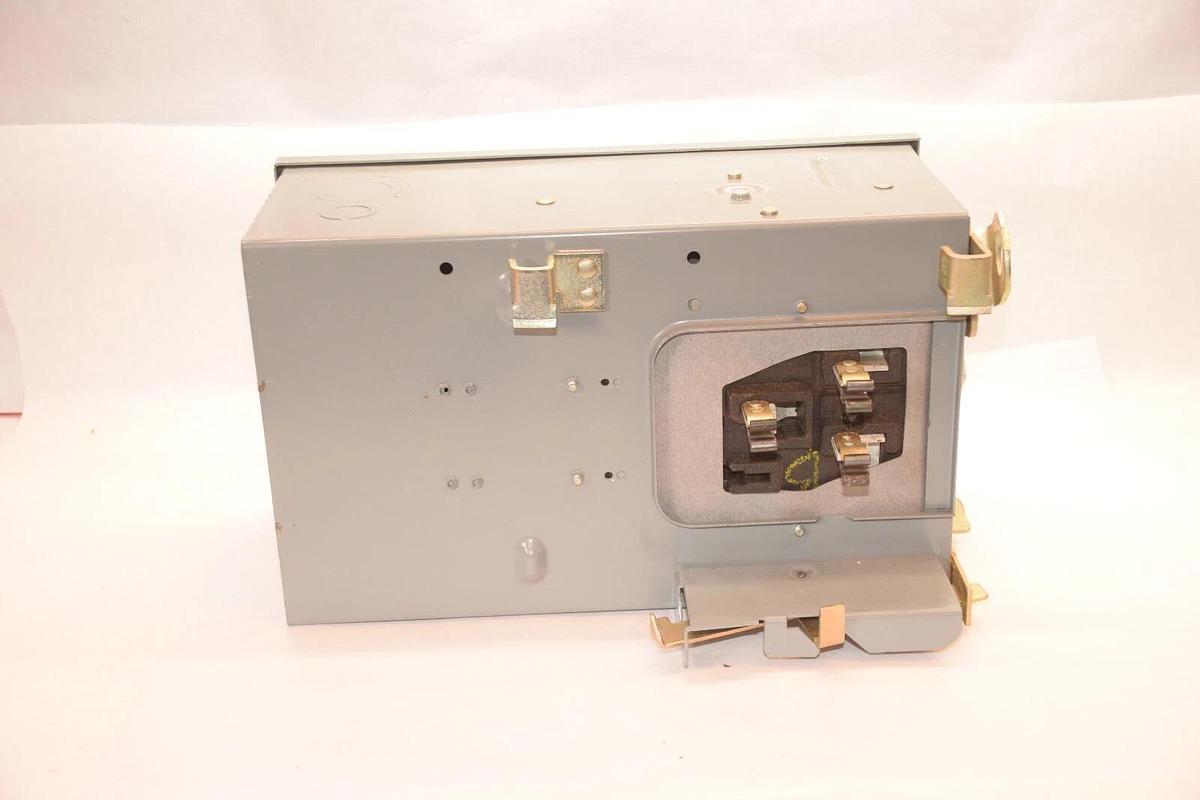 SQUARE D PQ3206 PQ-3206 60A 60 Amp 3PH 3W 240V I-Line Busway Unit Switch (NEW)