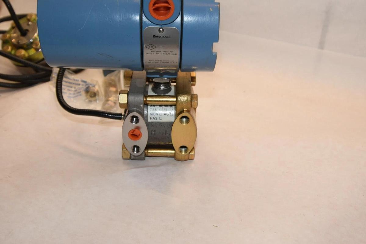 ROSEMOUNT Pressure Transmitter 1151GP7E22S1M1B1 with 119RTW11A13 (NEW)