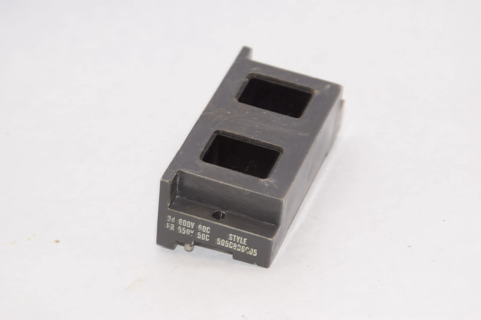 Used WESTINGHOUSE 505C806G05 550/600V 50/60c Coil
