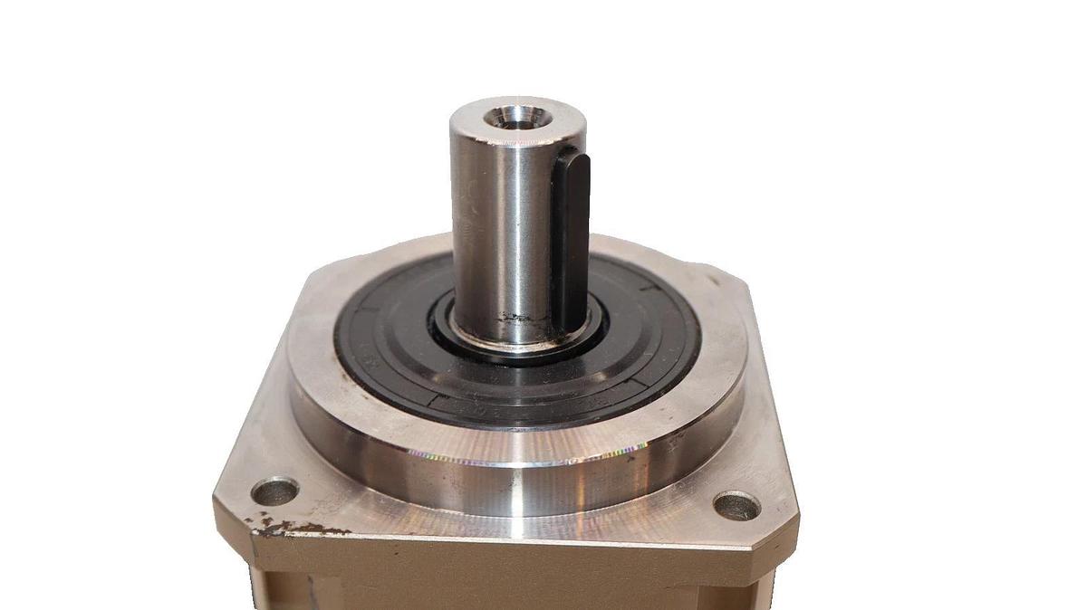 XLY AB090-10-S2 AB09010S2 110-2-145-M8 Gear Reducer (NEW - TAKEOUT, READ)