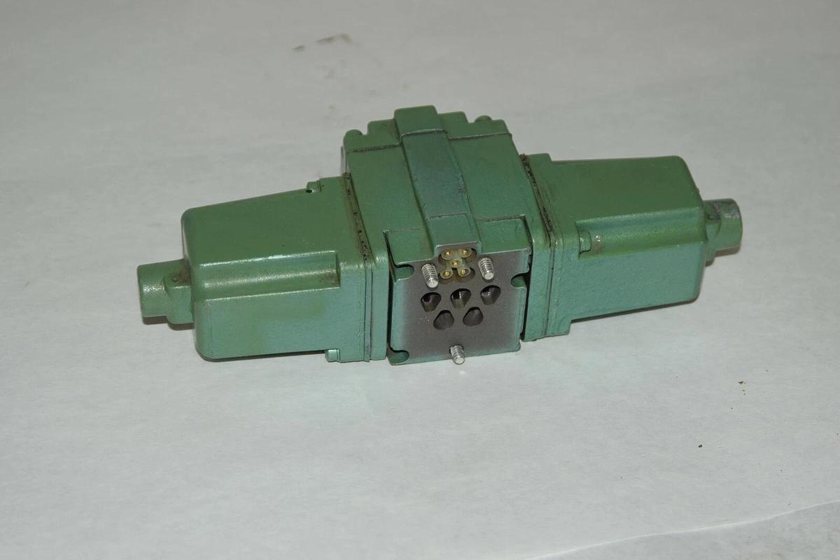 NUMATICS 12DSA4 KA 12DSA400KA 120V .17A 50/60Hz Solenoid Control Valve