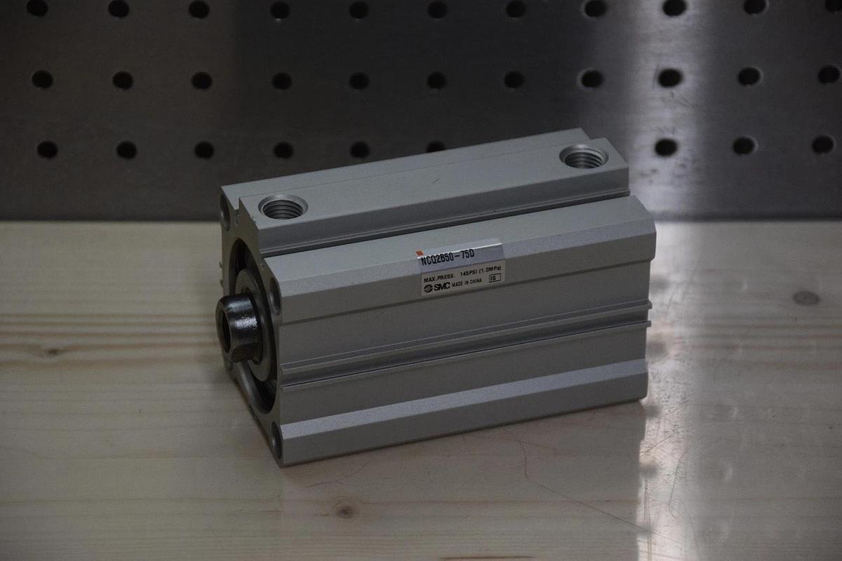 SMC NCQ2B50-75D NCQ2B5075D COMPACT CYLINDER NEW