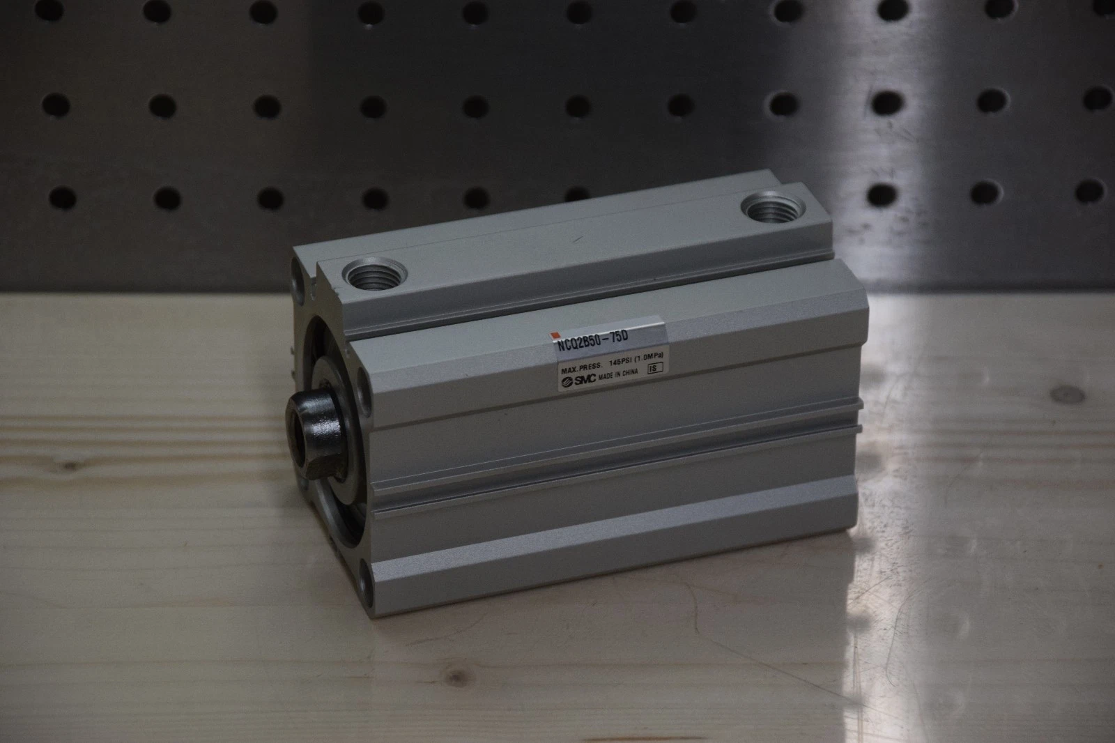 SMC NCQ2B50-75D NCQ2B5075D COMPACT CYLINDER NEW