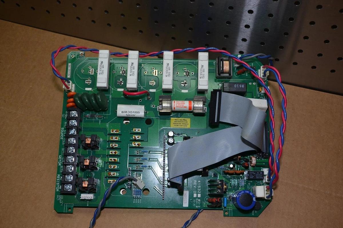Used TOSHIBA 41532H DRIVE CONTROL BOARD