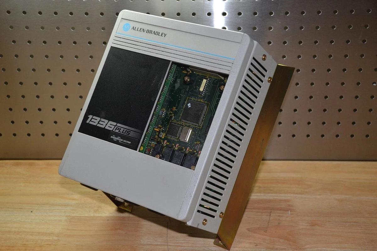Used Allen Bradley AC Drive 1336S-BRF30-AA-EN4-HA2-L5 Ser.D 1336S BRF30 AA EN4 HA2 L5