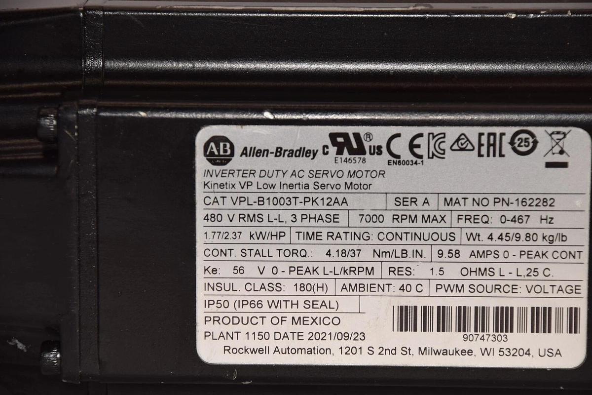 Used ALLEN BRADLEY CAT VPL-B1003T-PK12AA Series A 480V 3Ph Kinetic AC Servo Motor