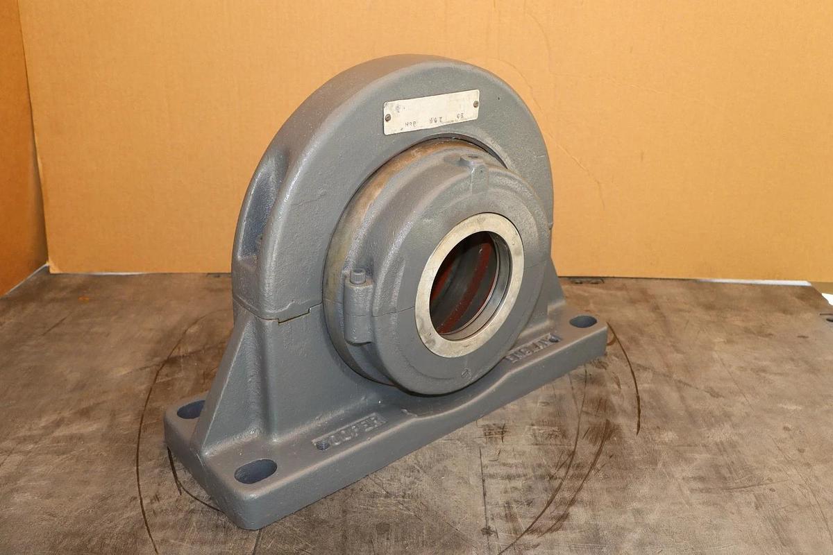 Refurbished Cooper Pillow Block Bearing Split Roller 4-Bolt HSP4071GR HSP407GR 4-7/16 REFURB